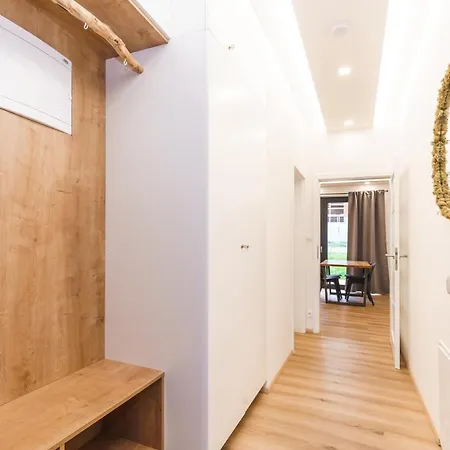 Plesivec Apartment Abertamy